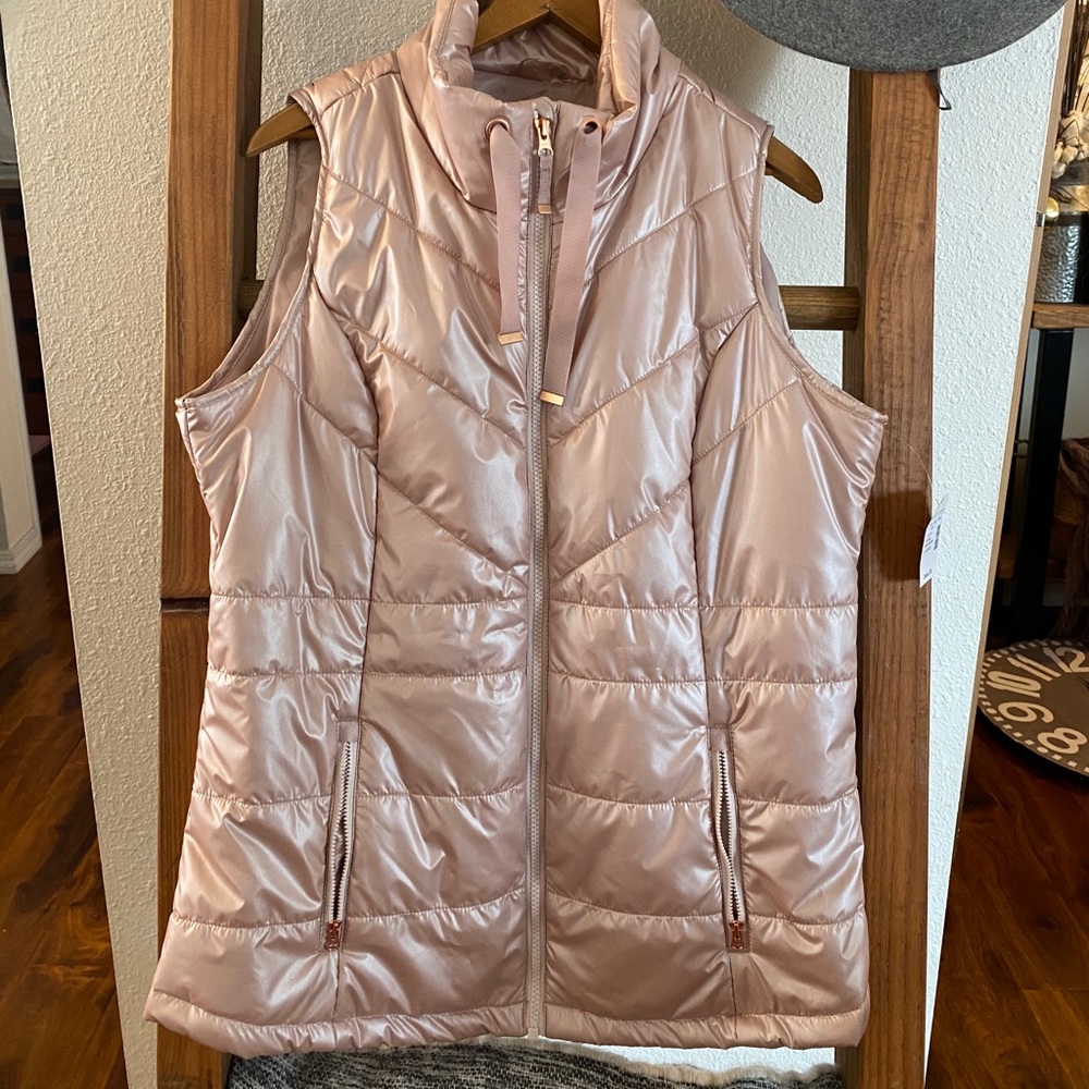 NWT rose gold vest